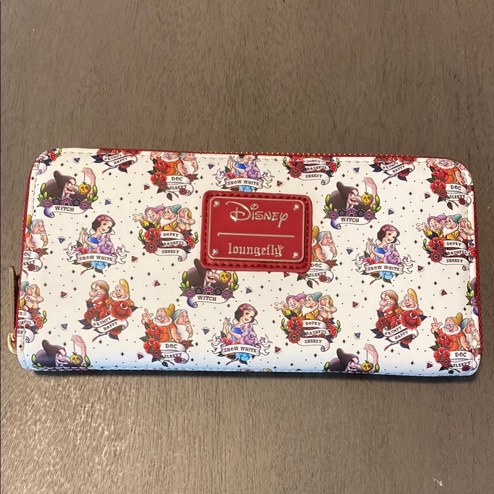 Disney Snow White Tattoo Wallet 🍏 🍎